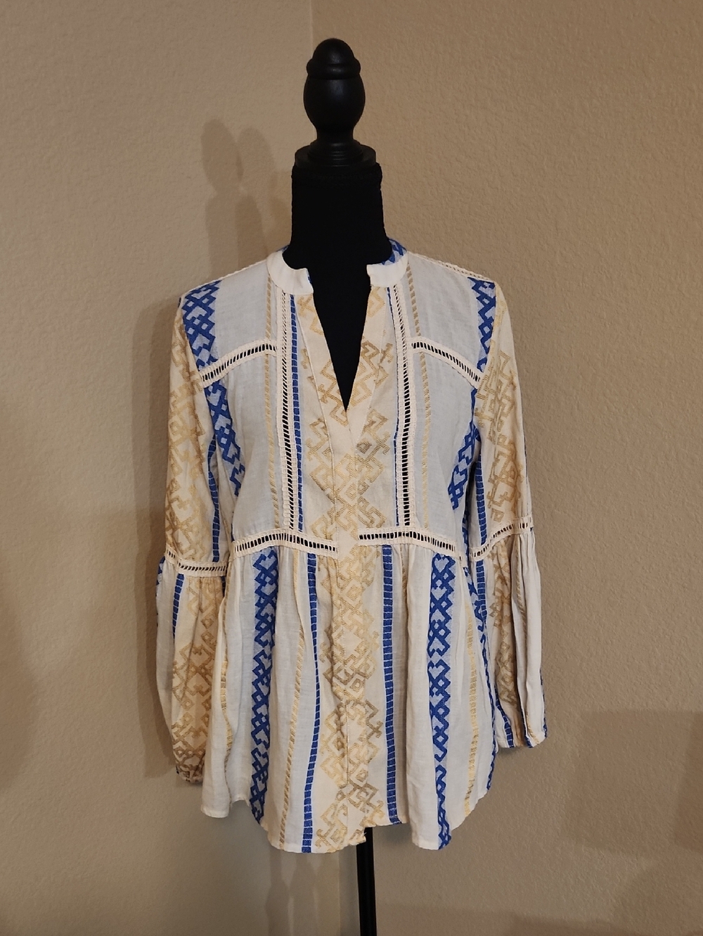 Women's White Embroidered Split-Neck Peasant Top - Blue & Tan
